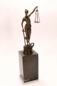 Статуэтка из бронзы "Правосудие"